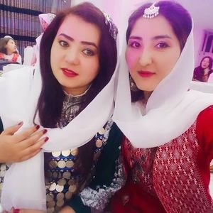 Meet your Posher, Rahela